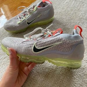 Nike VaporMax Flyknit Sneakers